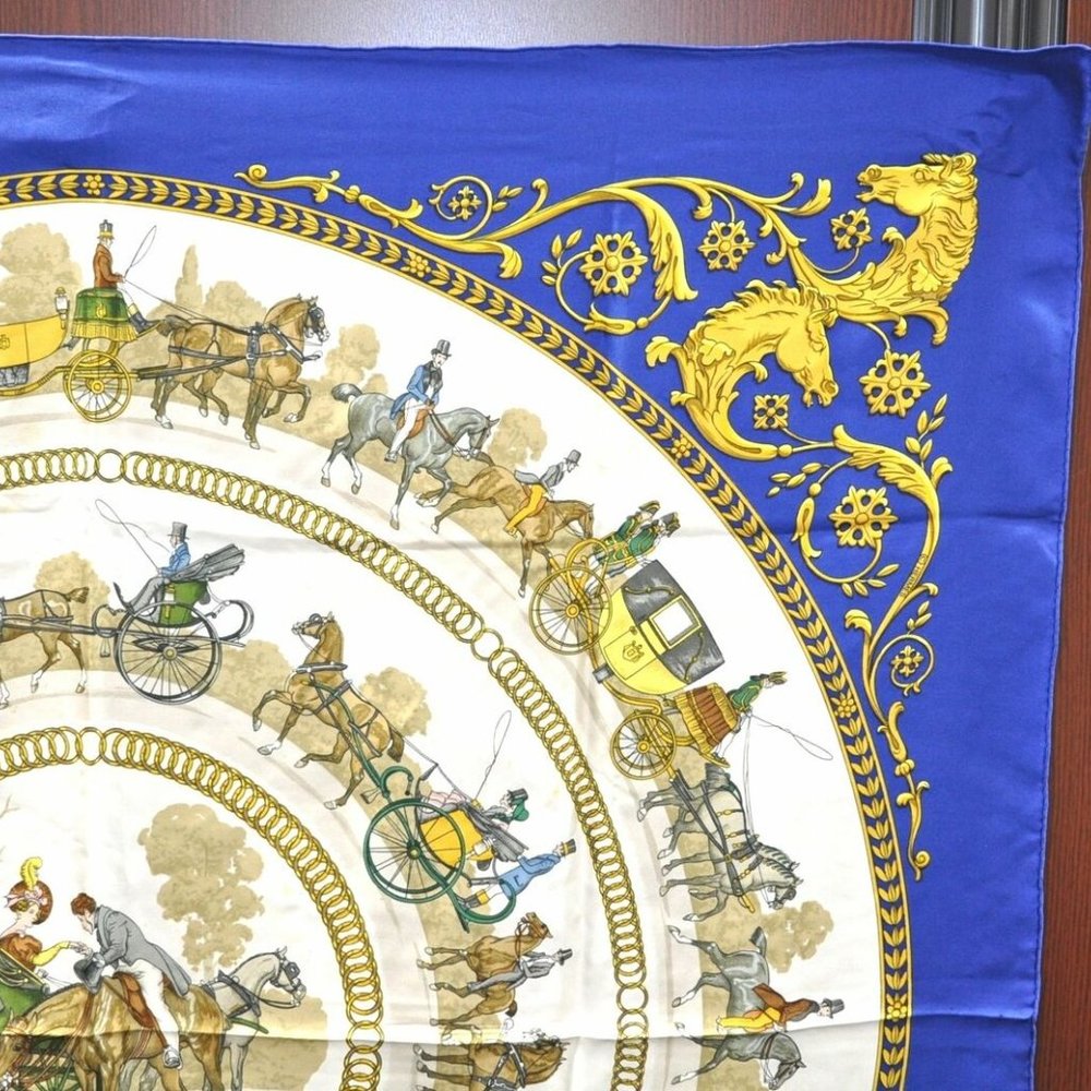 Authentic HERMES Carre 90 Scarf "LA PROMENADE DE LONGCHAMPS" Silk Blue - Picture 4 of 12